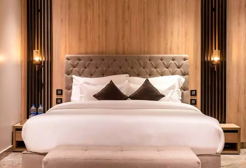 Alpine Hotel And Villas