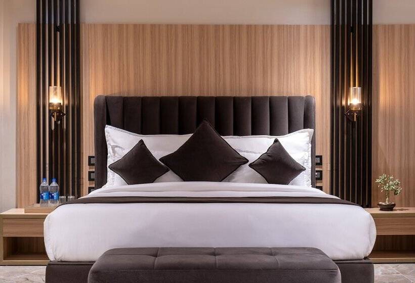 Alpine Hotel And Villas