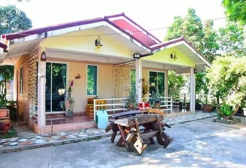 Aamiaismajoitus (B&B) Rang Noknoy Resort At Koh Larn