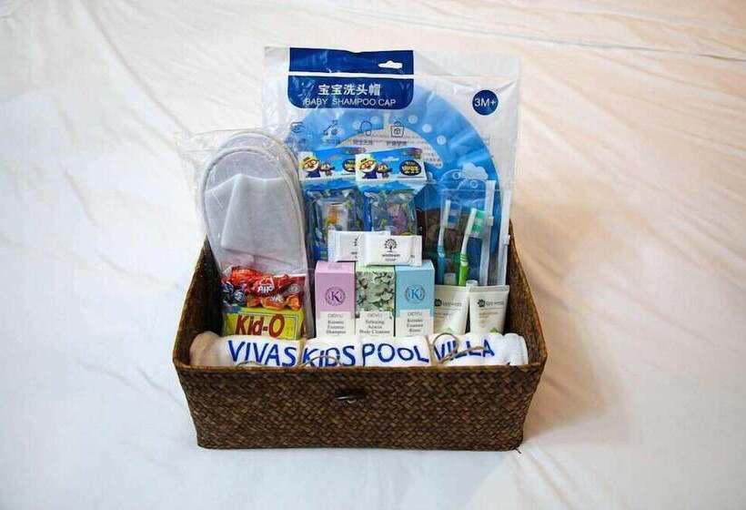 Ello-el Kids Pool Villa Pension