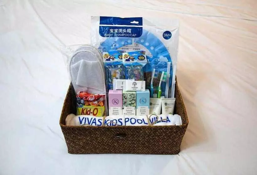 Ello-el Kids Pool Villa Pension