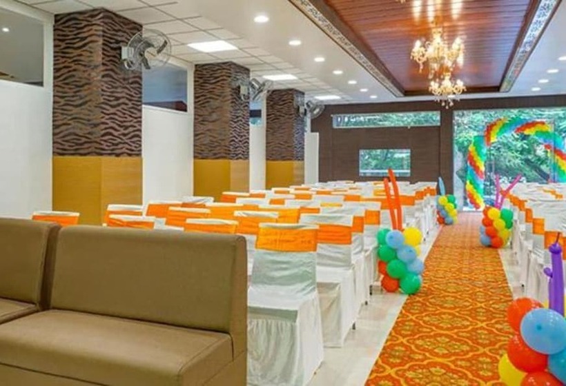 Fabhotel Prime Omkar Executive