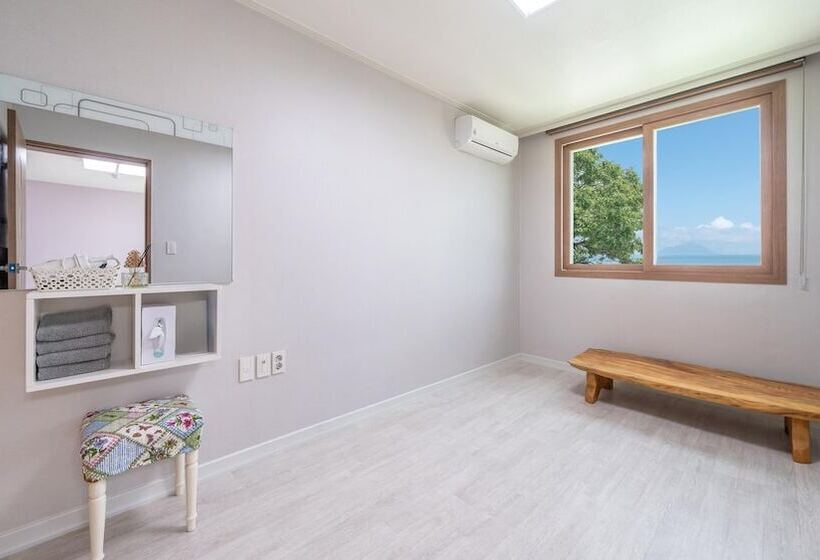 Namhae Familyae Pension