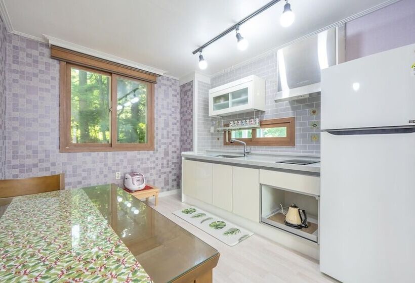 Namhae Familyae Pension