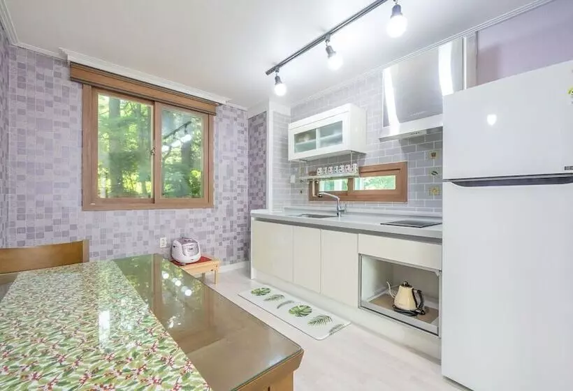 Namhae Familyae Pension