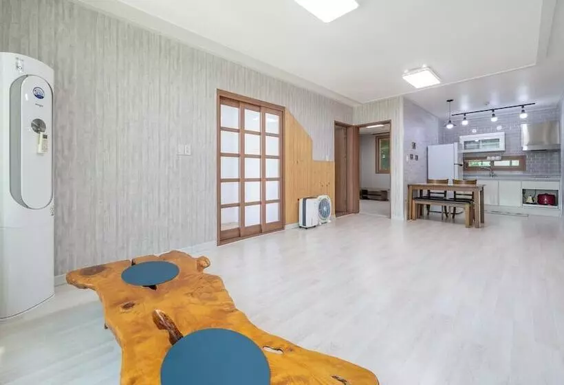 Namhae Familyae Pension