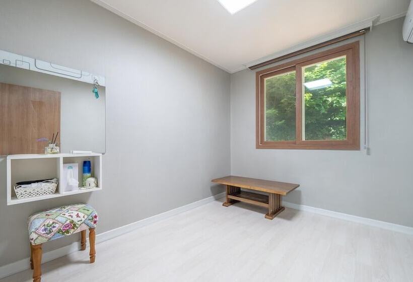 Namhae Familyae Pension