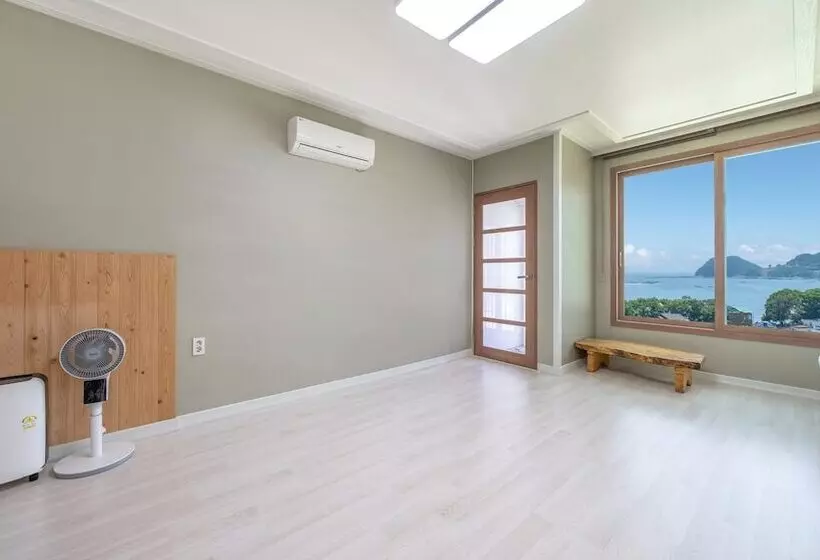 Namhae Familyae Pension