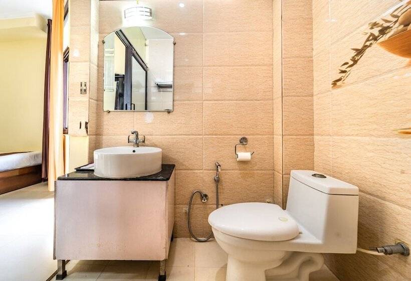 Flutter Hotels & Resort