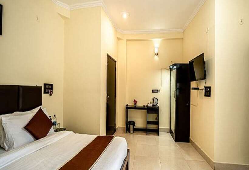 Flutter Hotels & Resort