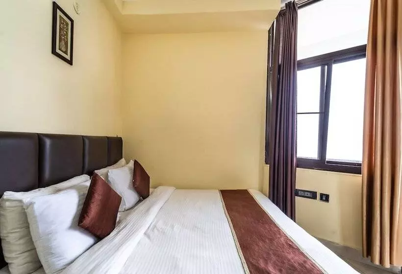 Flutter Hotels & Resort