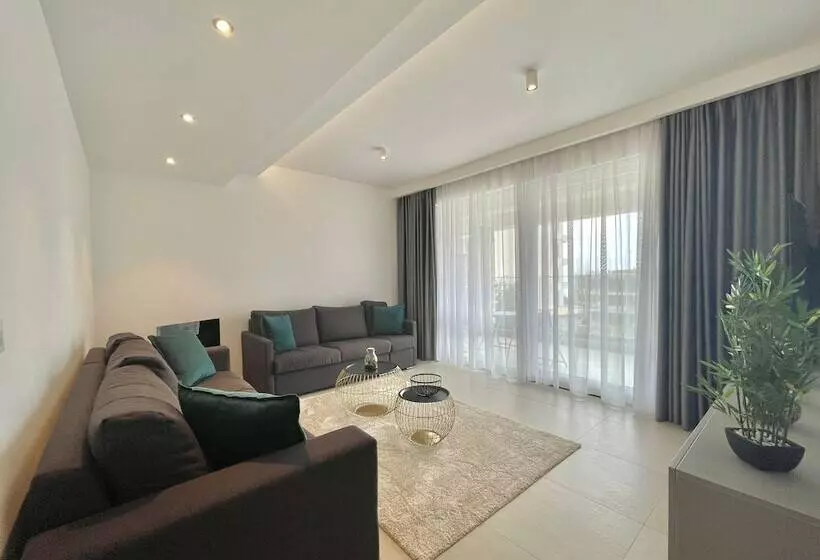 Horizon Residences Andjela