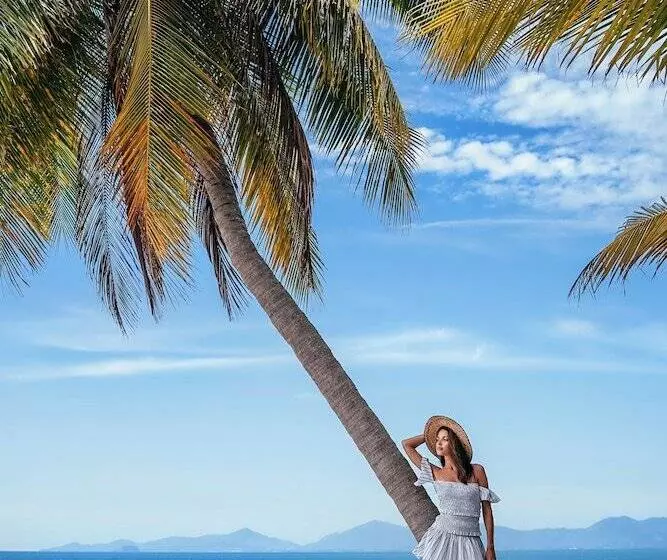 簡易ホテル Sea&sky Luxury Absolute Beachfront Villa