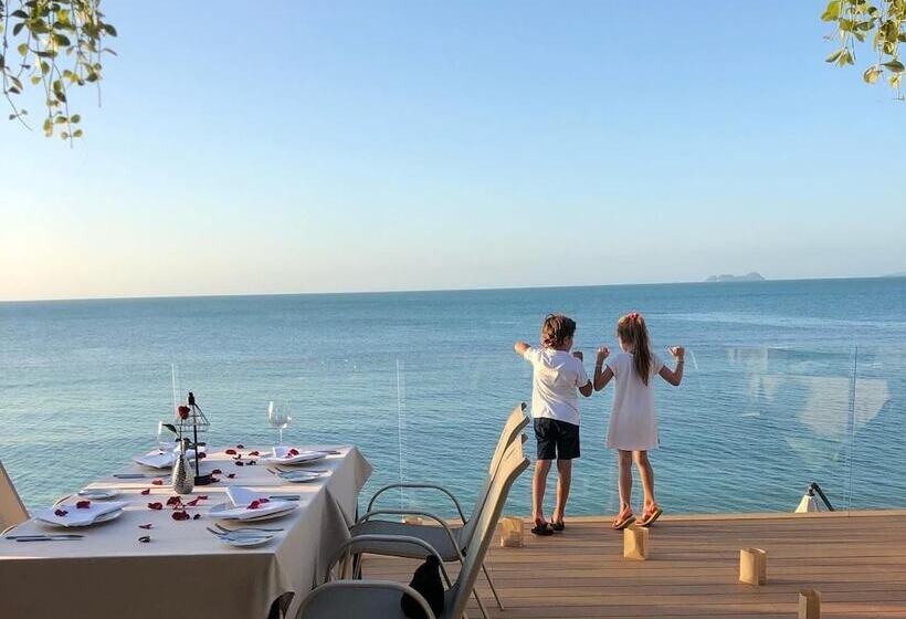 簡易ホテル Sea&sky Luxury Absolute Beachfront Villa