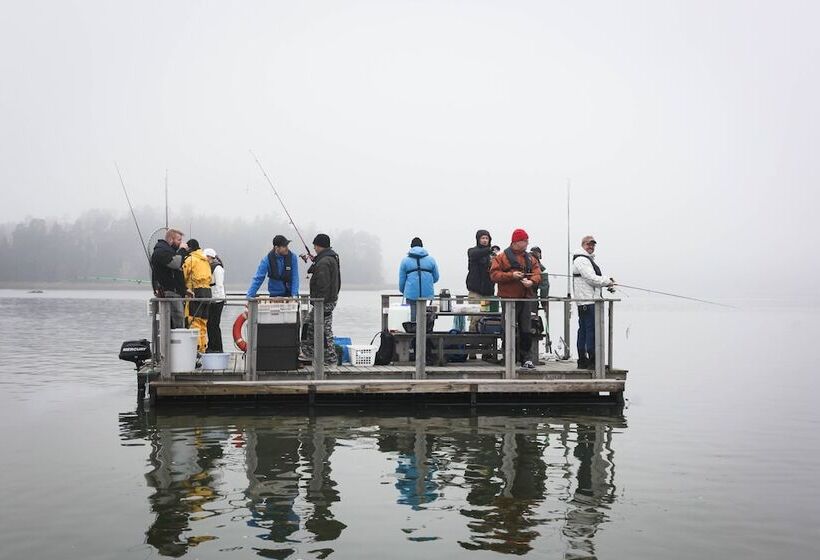 هتل Aurora Igloo Porvoo