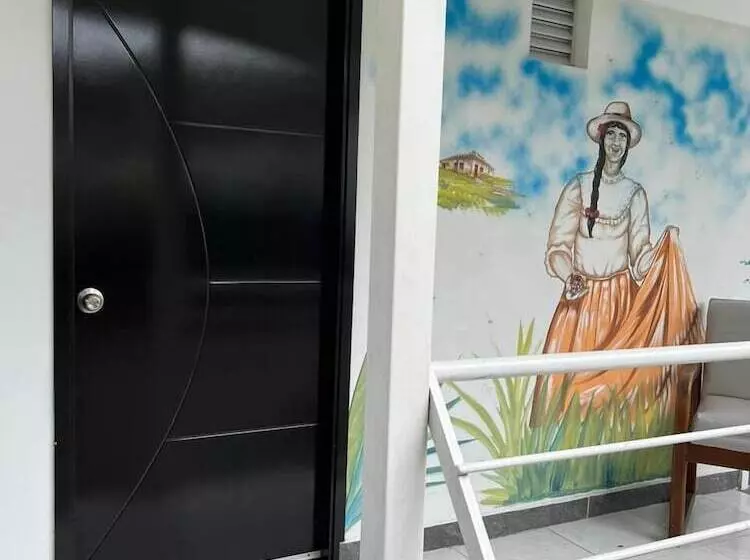 هتل Castillo Del Toro