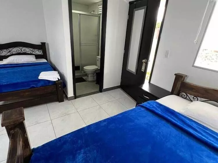 هتل Castillo Del Toro