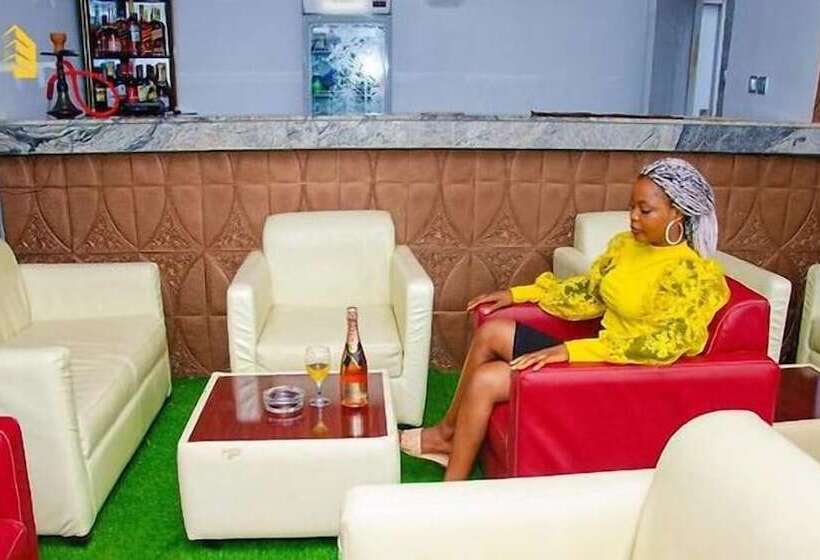 هتل Elegant Suites By Golden Bide Jos