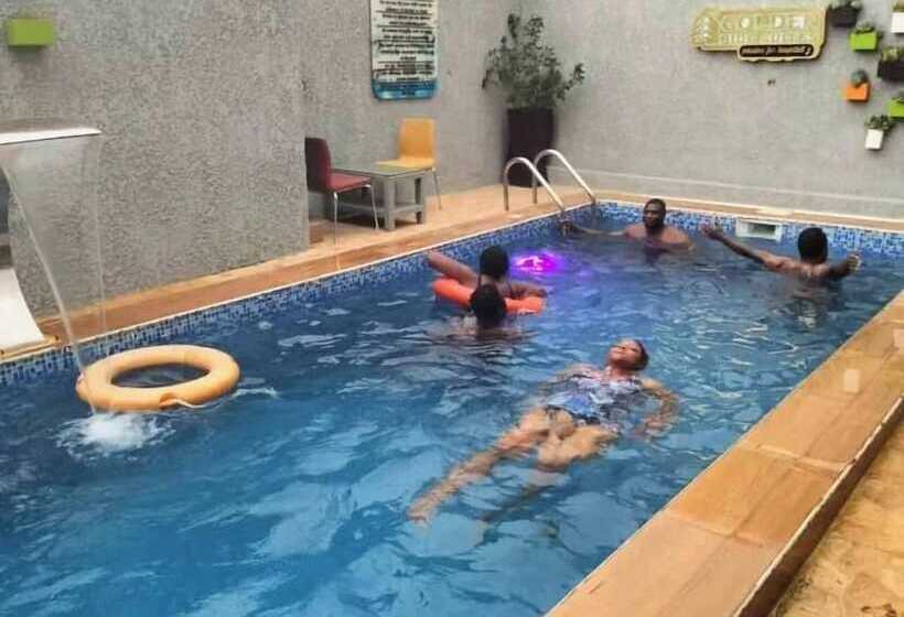 هتل Elegant Suites By Golden Bide Jos