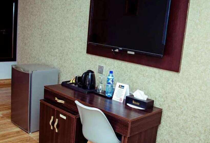 هتل Elegant Suites By Golden Bide Jos