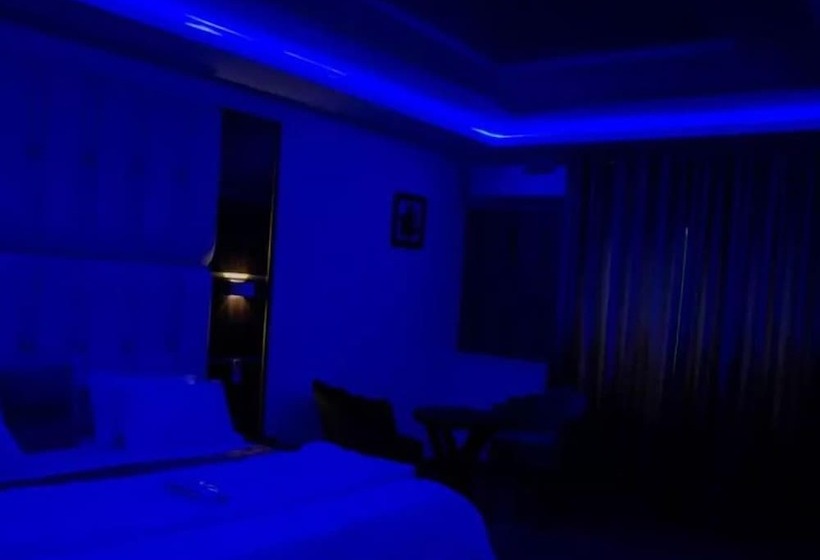 هتل Elegant Suites By Golden Bide Jos