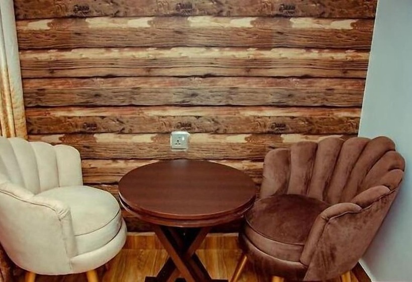 هتل Elegant Suites By Golden Bide Jos