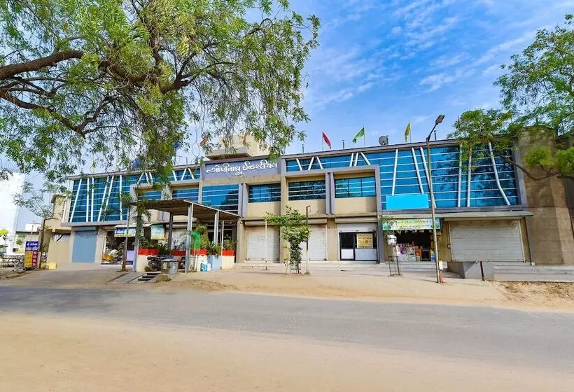 هتل Fabexpress Anmol Palace