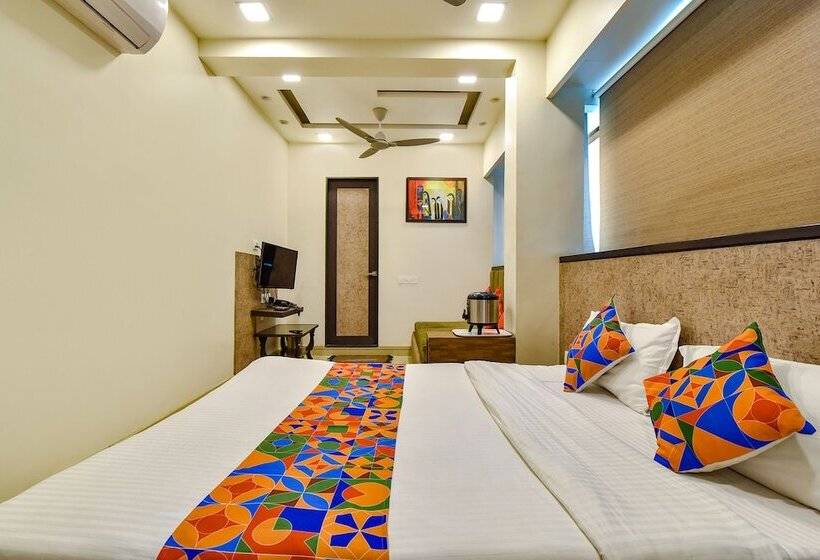 Hotel Fabexpress Anmol Palace