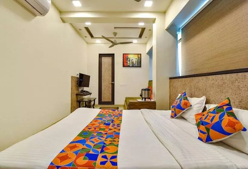 هتل Fabexpress Anmol Palace