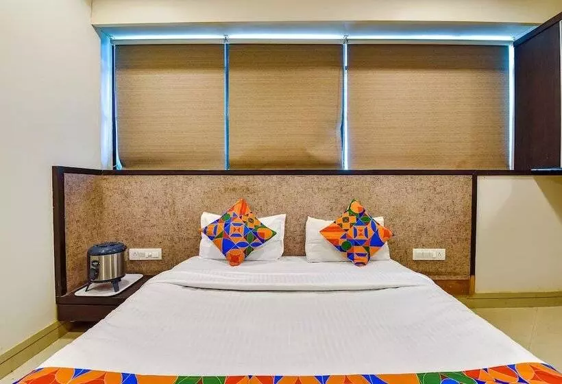 هتل Fabexpress Anmol Palace
