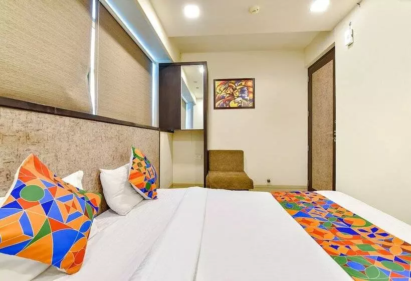 هتل Fabexpress Anmol Palace