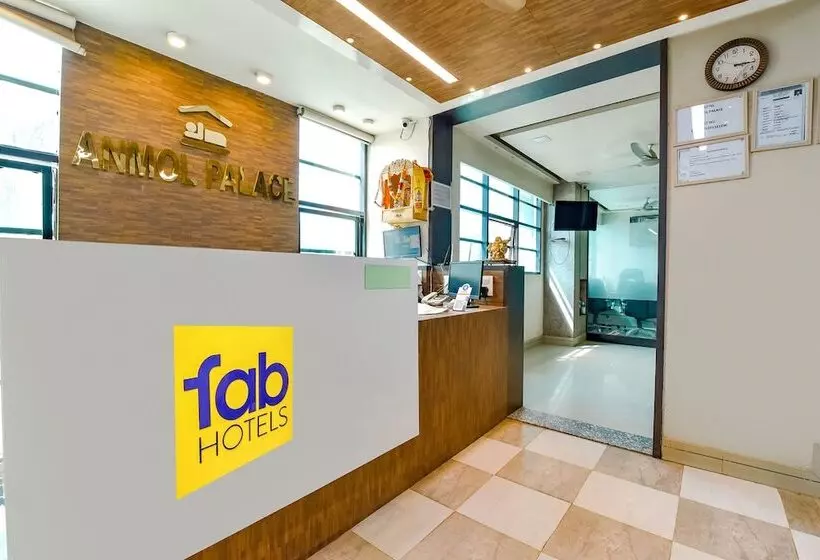 هتل Fabexpress Anmol Palace