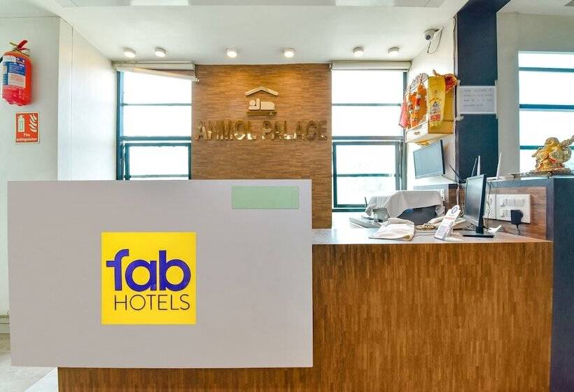 Hotel Fabexpress Anmol Palace