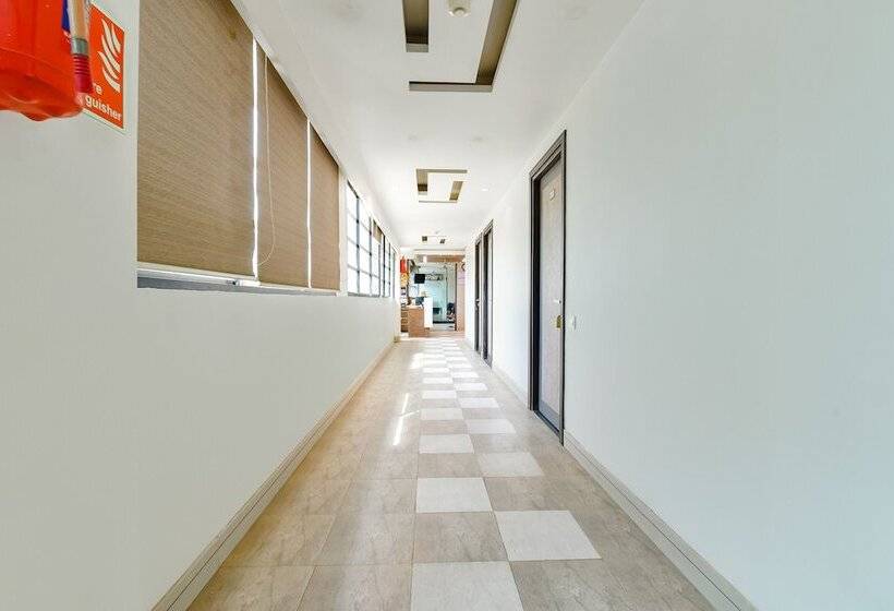 Hotel Fabexpress Anmol Palace