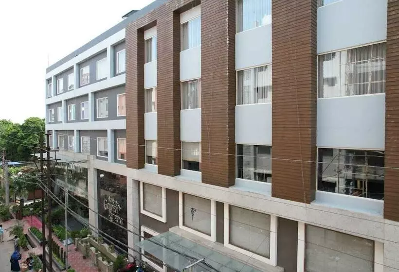 Hotelli Golden Retreat