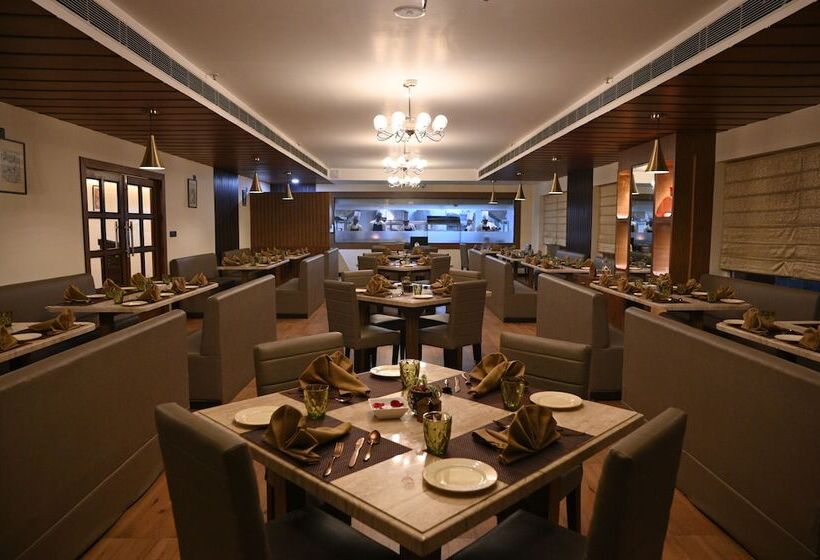 酒店 Golden Retreat