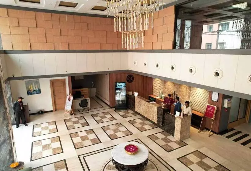 Hotelli Golden Retreat