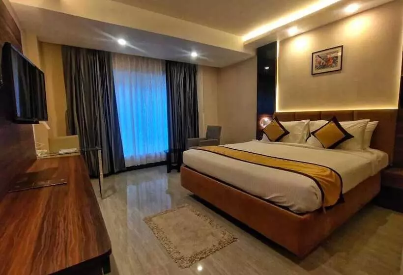 Hotelli Golden Retreat