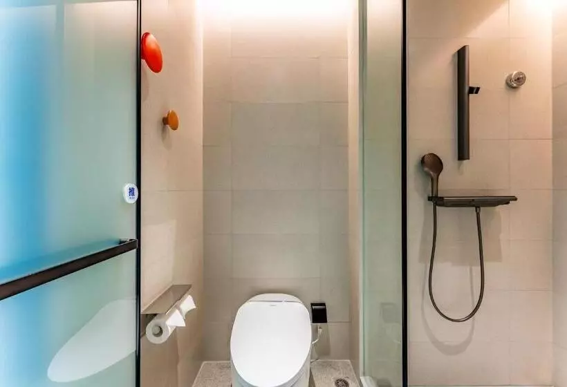 هتل Holiday Inn Express Shanghai Jing An Temple, An Ihg