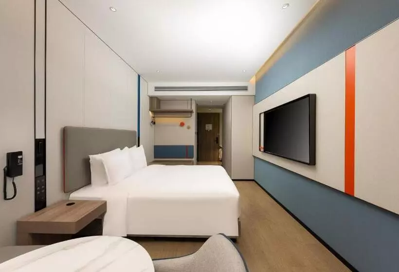 هتل Holiday Inn Express Shanghai Jing An Temple, An Ihg