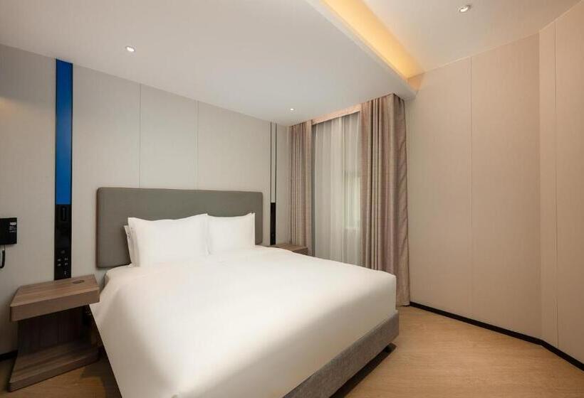 호텔 Holiday Inn Express Shanghai Jing An Temple, An Ihg