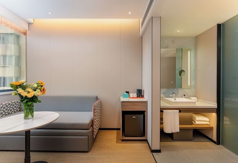 호텔 Holiday Inn Express Shanghai Jing An Temple, An Ihg