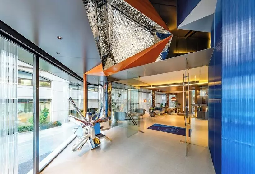 هتل Holiday Inn Express Shanghai Jing An Temple, An Ihg