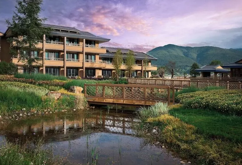 Hotelli Indigo Lugu Lake By Ihg