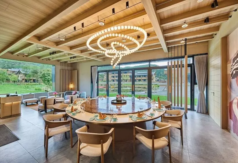 Hotelli Indigo Lugu Lake By Ihg