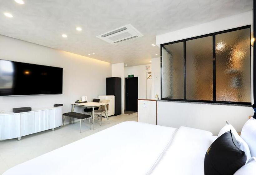 호텔 Intro Chuncheon