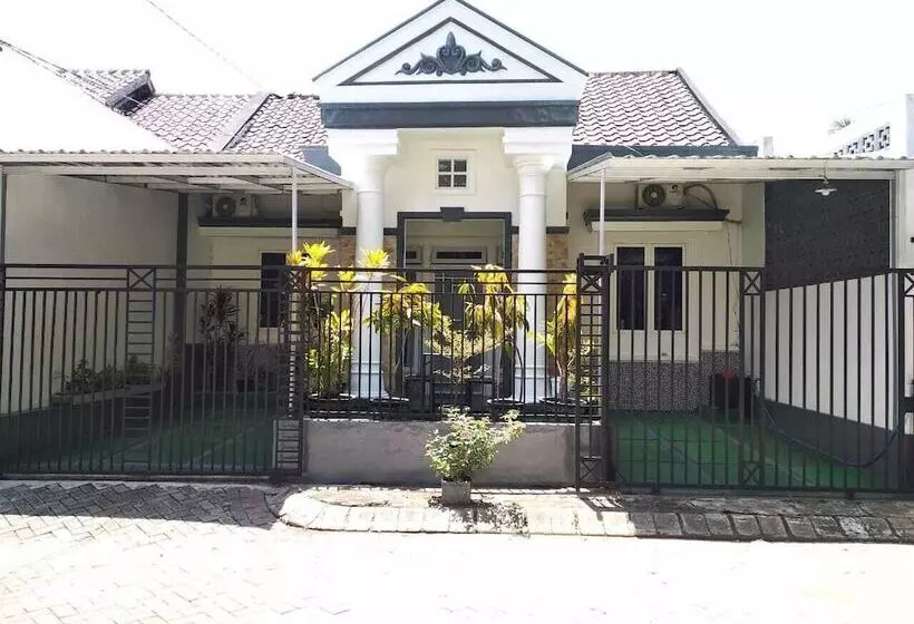 ホテル Kalimaya Residence Syariah 2