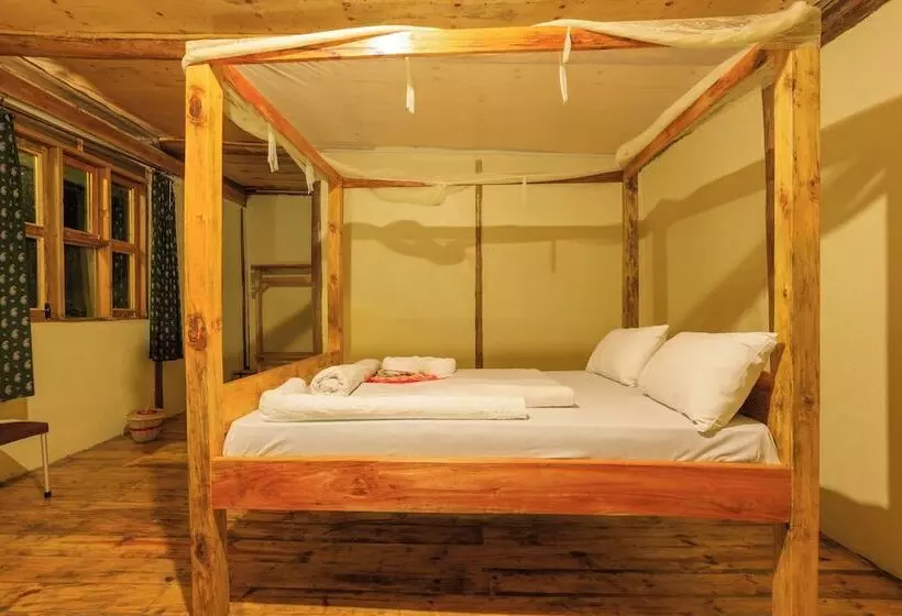 هتل Lake Mwamba Lodge