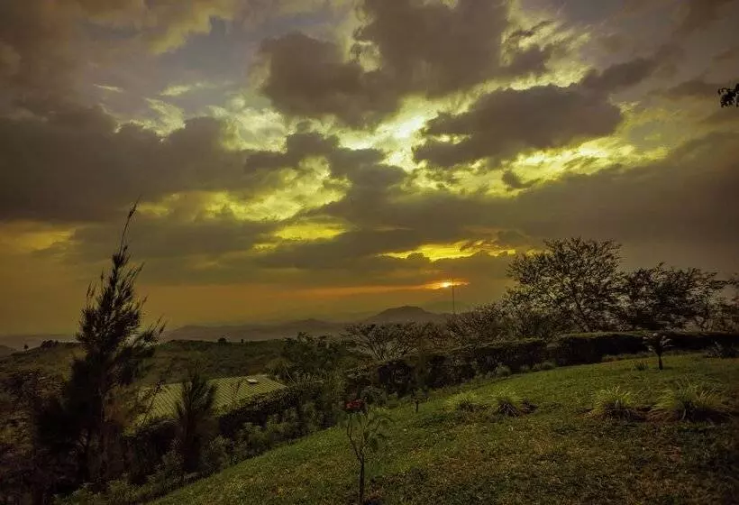 هتل Lake Mwamba Lodge