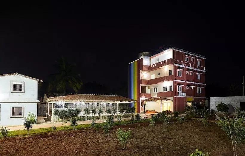 Hotelli Nandi Hills Resort